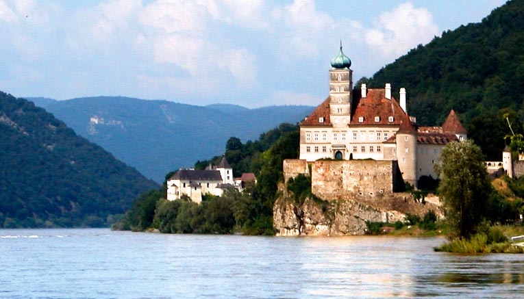 Bzaqf-czechrepublic-biking-6